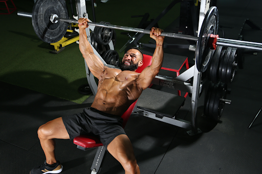 Powerbuilding Chest Workout: Complete workout for strength and